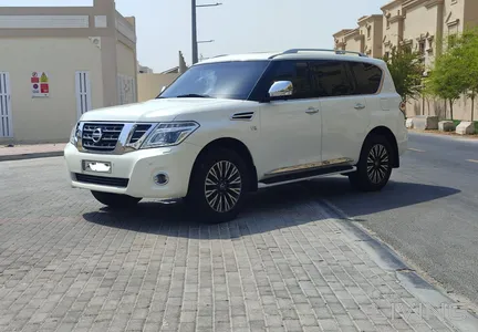 نيسان باترول بلاتينوم 2014